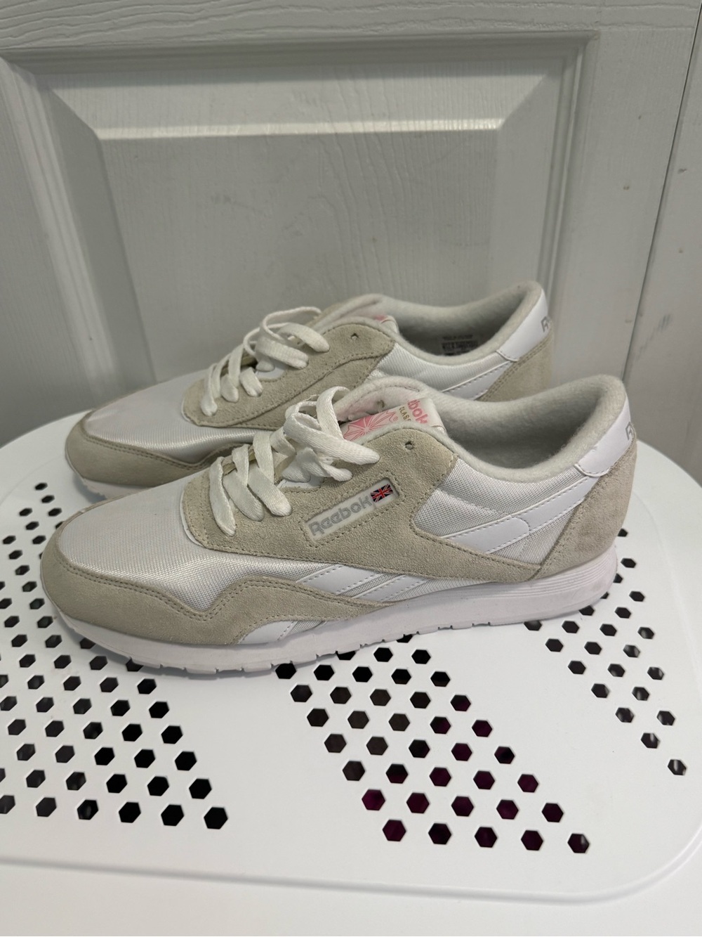 NWT Reebok Classic Retro Runner Sneakers Women’s 8.5
